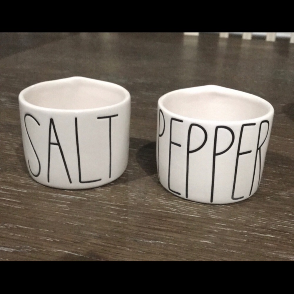 Rae dunn boutique salt and pepper cellars